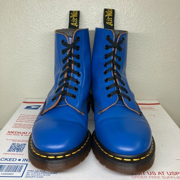 Dr. Martens Womens 8.5 boots Blue 8-eye royal 1460 archive pascal vintage smooth - Picture 11 of 15